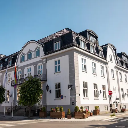 Atlantic Hotel 4*