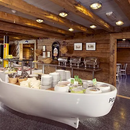 Atlantic 4*