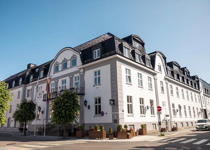 Atlantic Hotel 4*